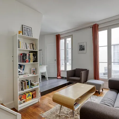 Lovely Duplex Cocoon In The Heart Of 18 Appartamento